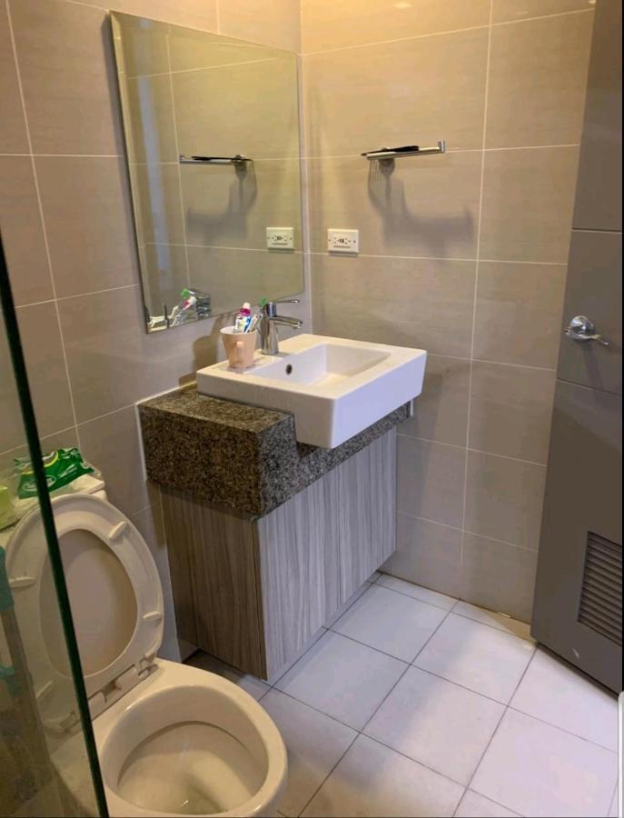 One Uptown Residence Taguig Eksteriør billede